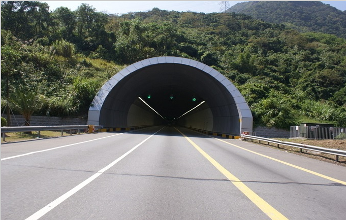 產(chǎn)品50問(wèn)之隧道反光油漆為何半夜出現(xiàn)這種情況？（下）