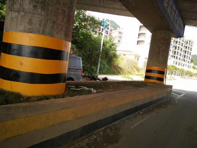 橋梁反光漆：讓你開車更加舒心，放心！