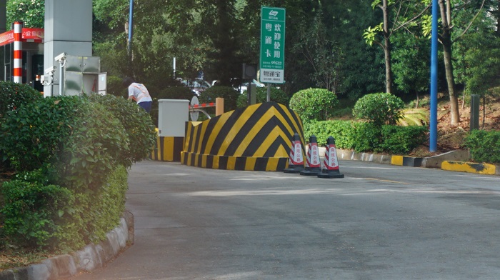 匯勝馬路反光漆工廠把握安全心理提高工廠防范事故水平