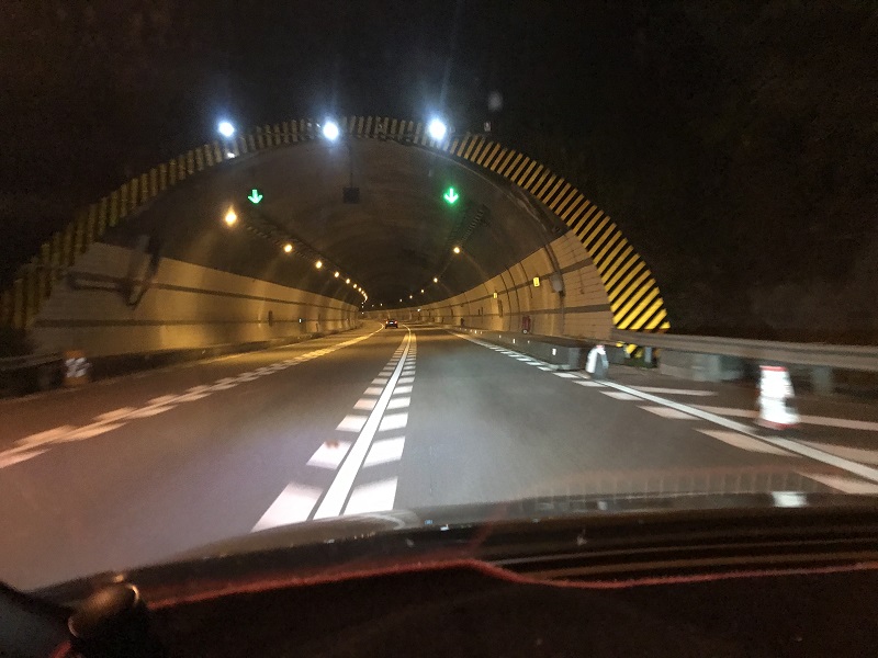 三門峽高速隧道反光漆