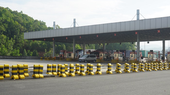 太原防撞墩反光漆