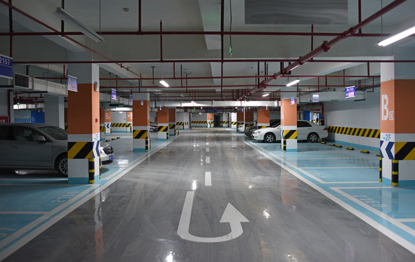 停車(chē)場(chǎng)護(hù)角反光漆