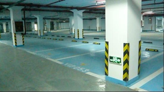 車(chē)庫(kù)警示反光漆