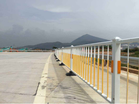 五常高速反光油漆