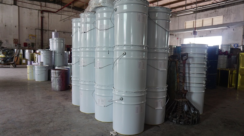 秋高氣爽天，正是廣東反光漆廠家為您服務(wù)時