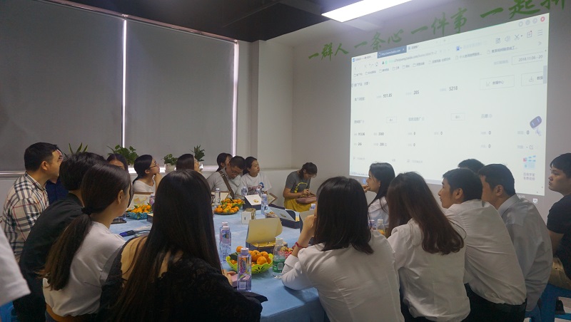 怎么回事，匯勝反光漆公司怎么這么熱鬧？