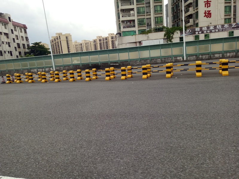 道路反光漆的產(chǎn)業(yè)發(fā)展不能以環(huán)境為代價(jià)