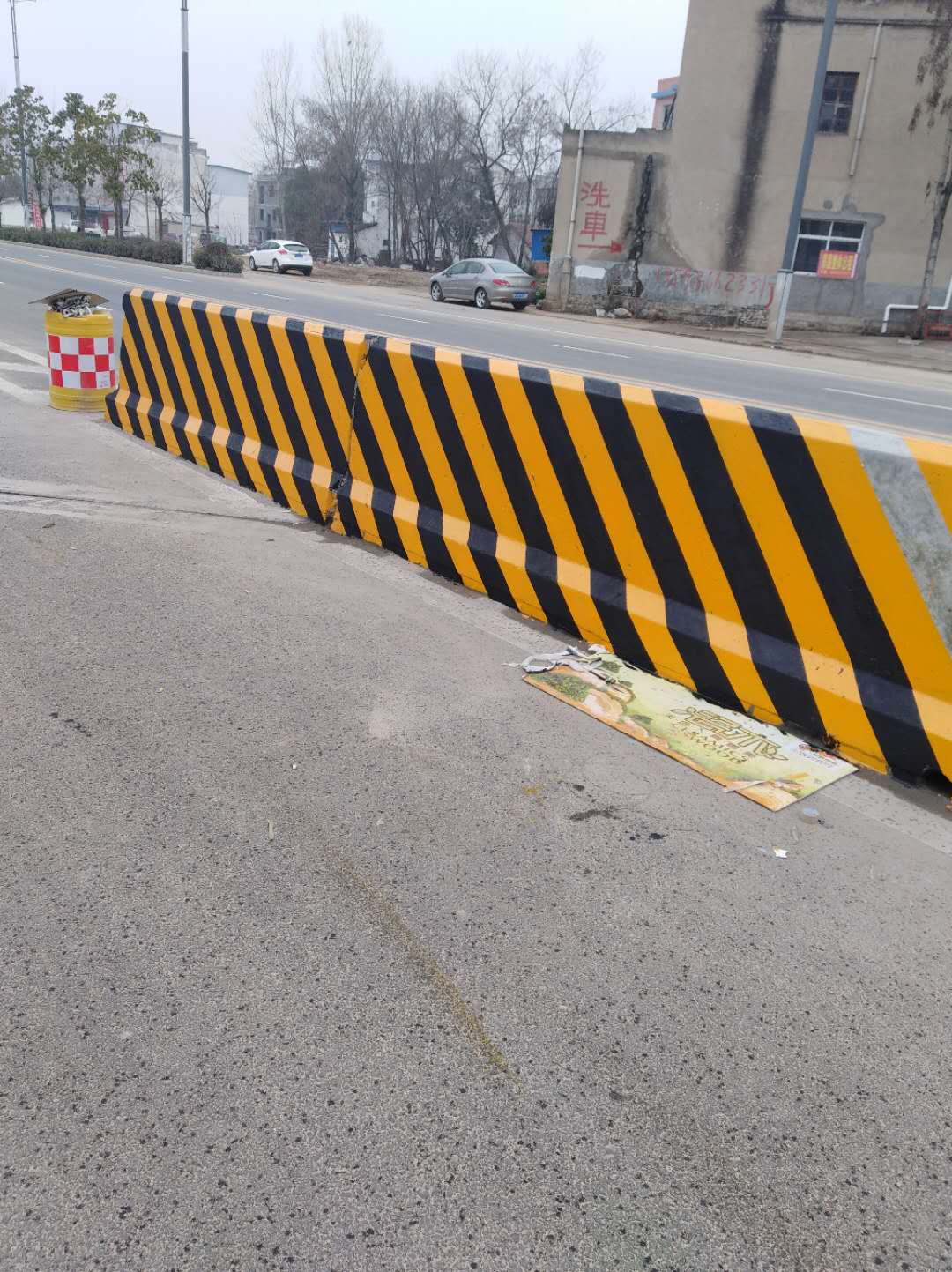 怎樣有效預防道路防護反光漆出現(xiàn)流掛？