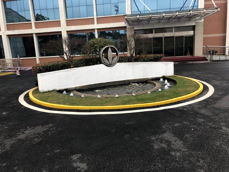 馬路警示反光油漆為什么不能在雨天施工？