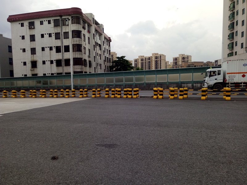 你不知道的防撞墩反光油漆施工前處理都在這兒！