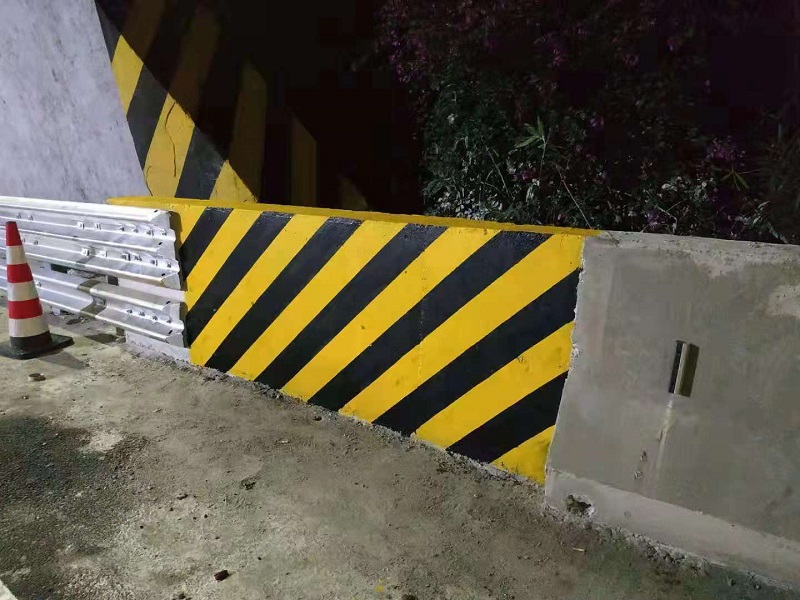 警示反光油漆在冬夏兩季的干燥速度有何不同？