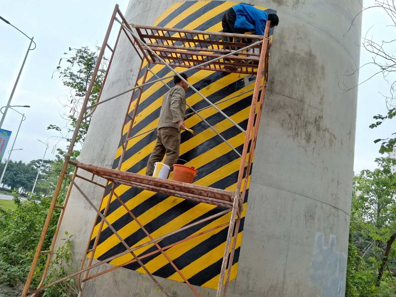 混凝土防撞墩反光涂料的施工問(wèn)題該如何避免？