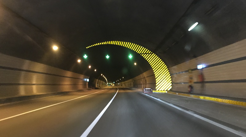 隧道為什么要涂刷反光漆呢？