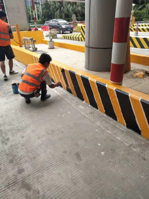 熒光漆跟道路警示反光漆有什么區(qū)別