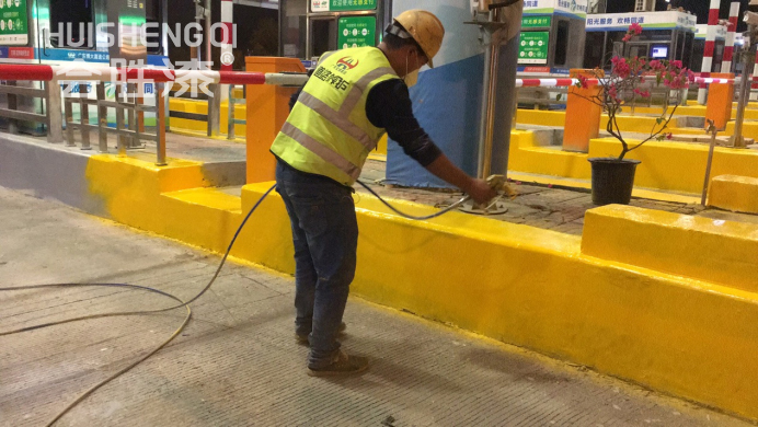 公路防護(hù)反光漆噴涂都有哪些注意事項(xiàng)？