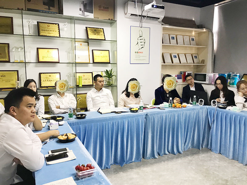 新時(shí)代，新征程——匯勝化工舉辦年度總結(jié)會(huì)議