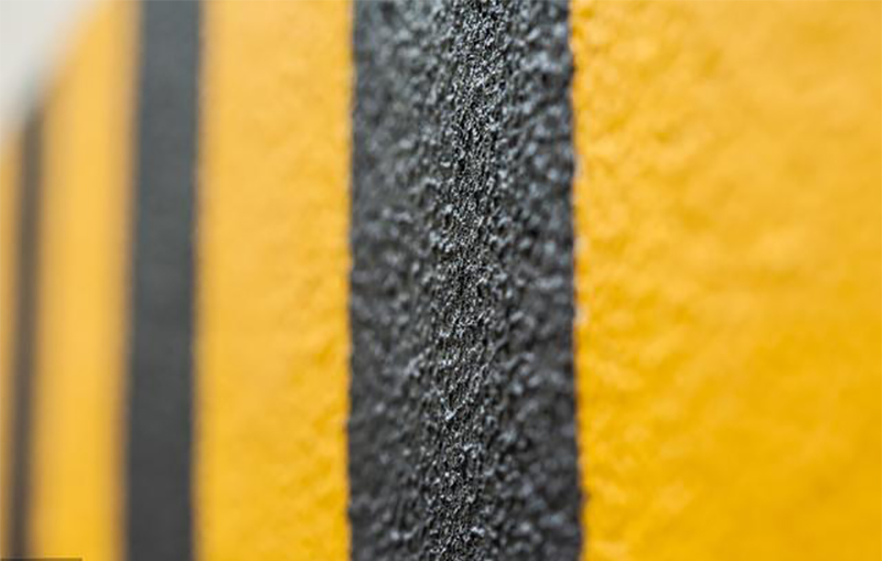 路面反光漆應(yīng)用領(lǐng)域