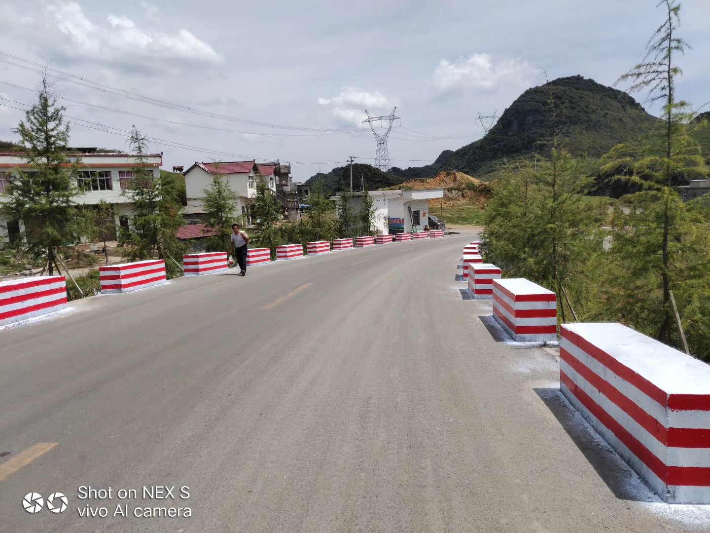 紅白反光漆 紅白反光漆