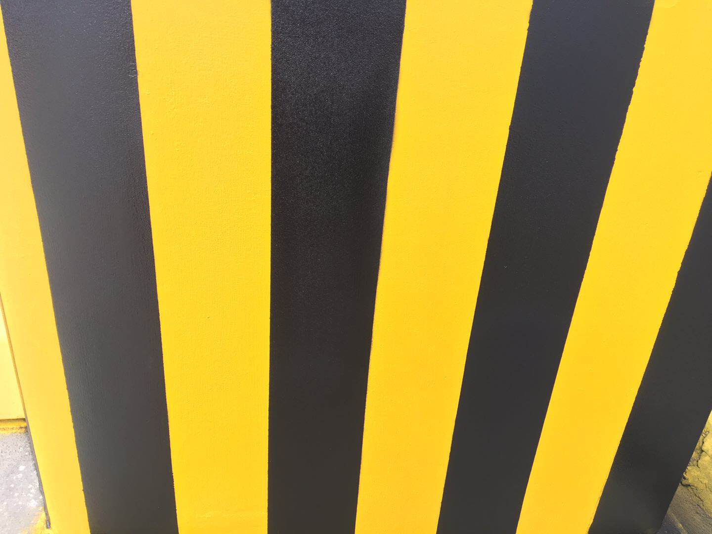 立面反光標(biāo)記涂料