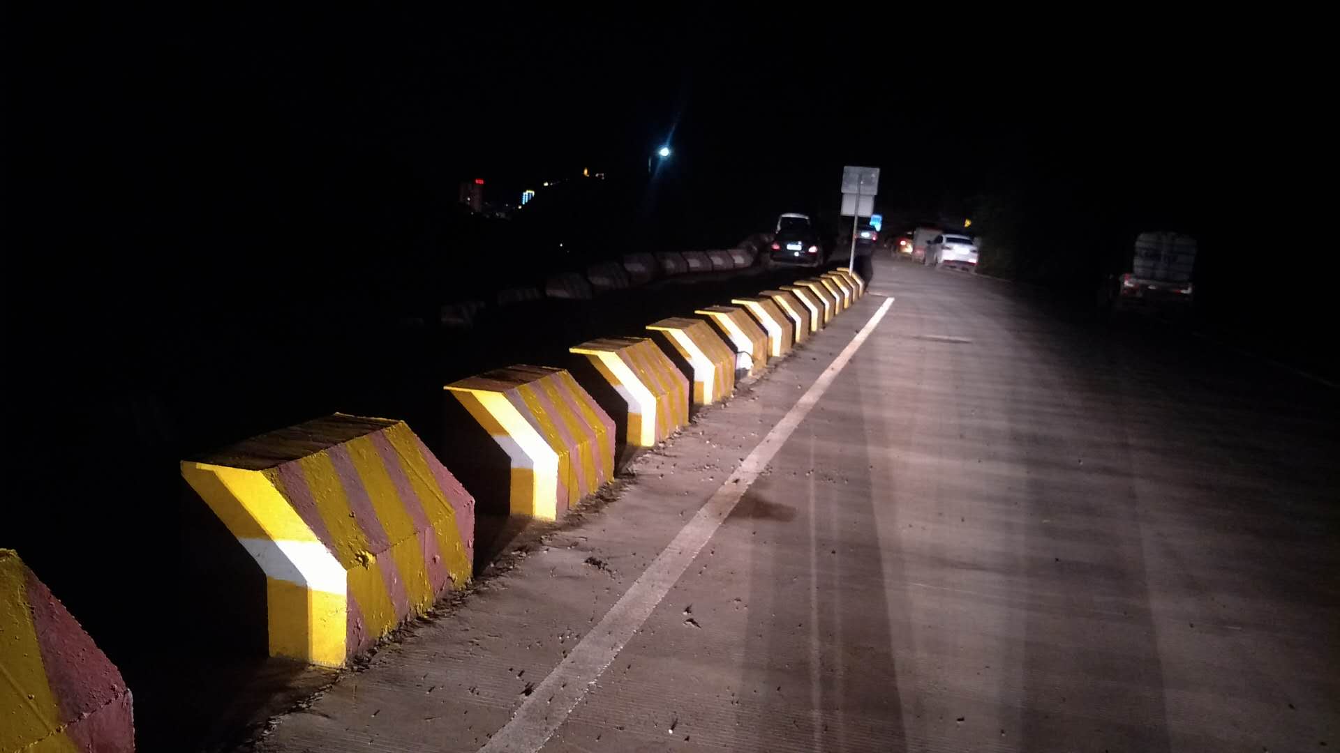 道路設(shè)施反光漆 道路設(shè)施反光漆