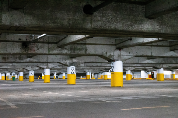 1576896152740305.png 蜂蜜瀏覽器_empty-concrete-parking-lot-3095713.png
